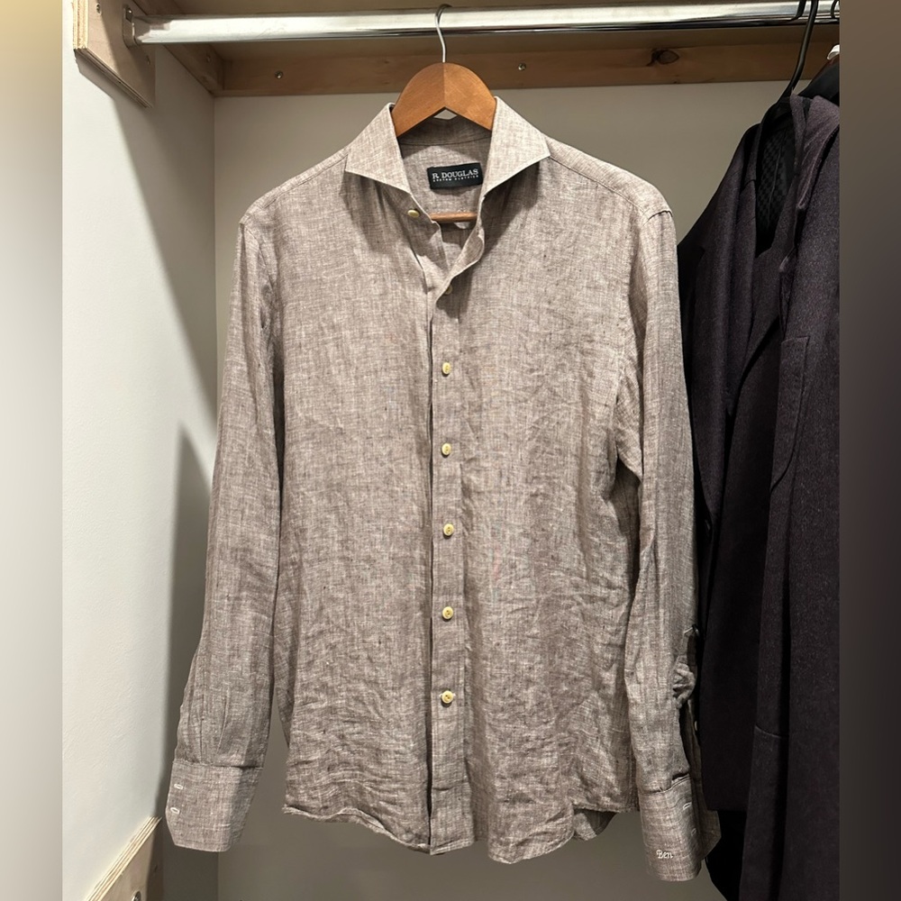 Linen Men's Casual Button-Down Shirt in Light Brown